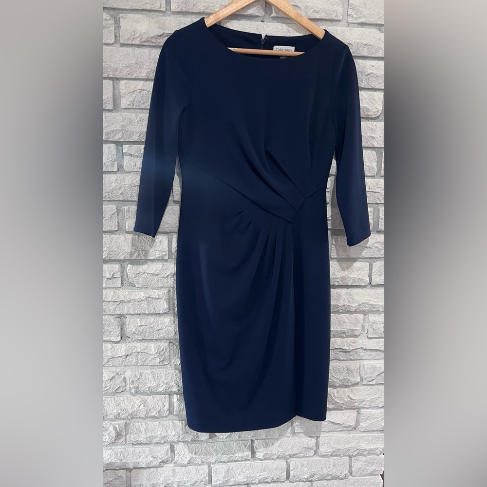 Navy Calvin Klein career dress sz 6 EUC